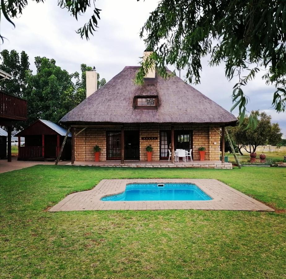 Safe Haven Guesthouse Bloemfontein Bagian luar foto