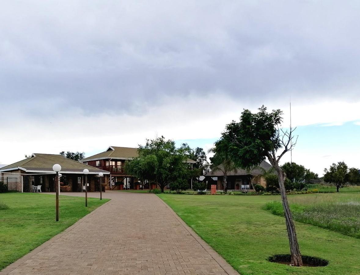 Safe Haven Guesthouse Bloemfontein Bagian luar foto