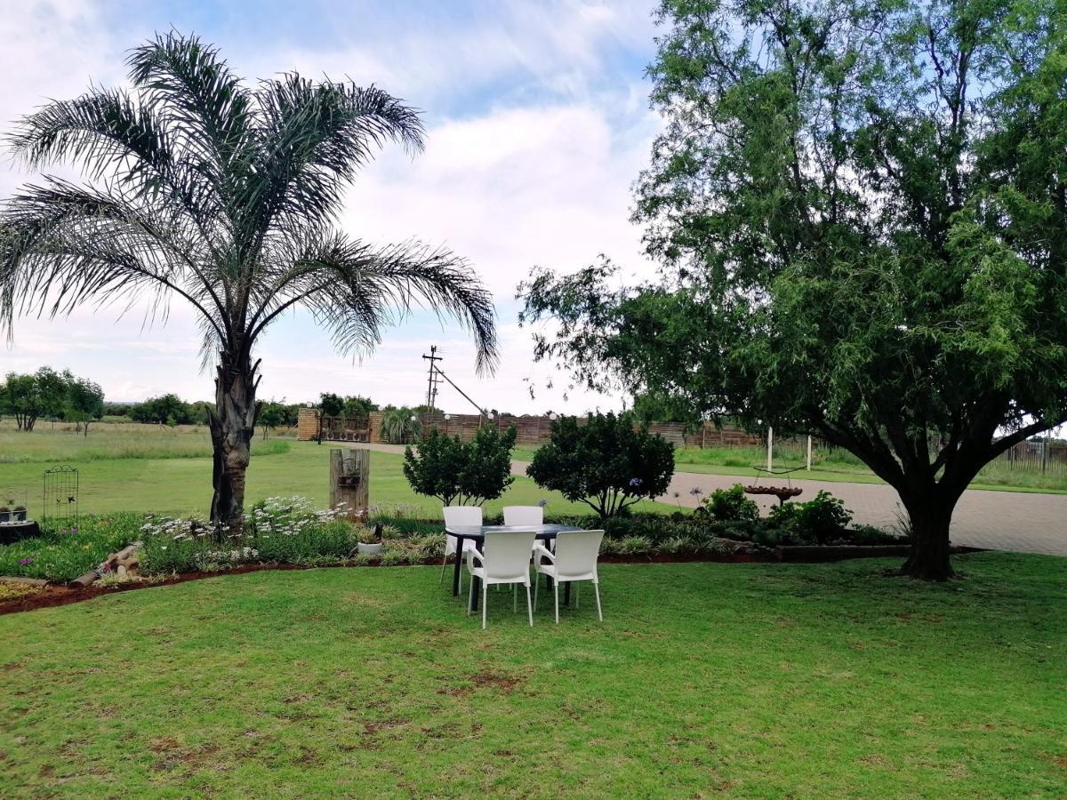 Safe Haven Guesthouse Bloemfontein Bagian luar foto